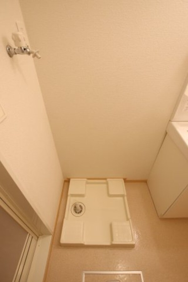 建物設備(室内洗濯機置場)