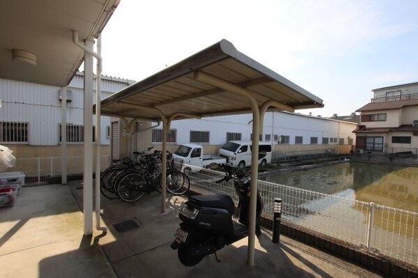 建物設備(駐輪場)