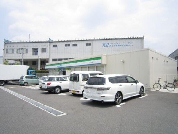 周辺環境(ファミリーマート　堺美原黒山店 788m)