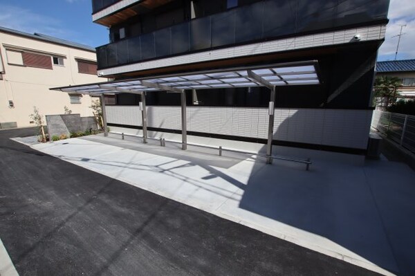 建物設備(駐輪場)