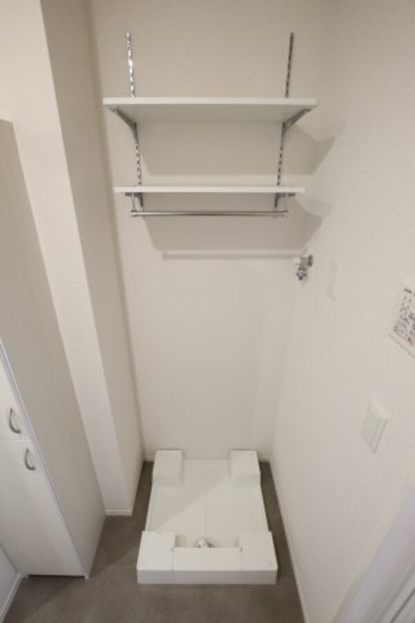建物設備(室内洗濯機置場)