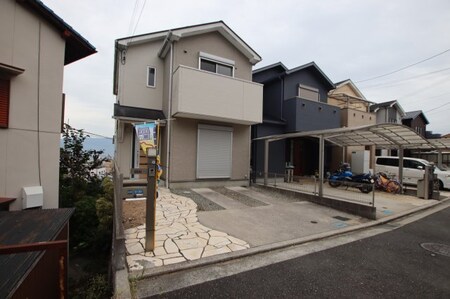 桜ヶ丘町戸建外観写真