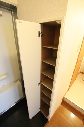 物件内観写真8　(シューズボックス)