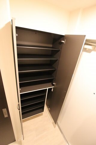 物件内観写真7　(シューズボックス)