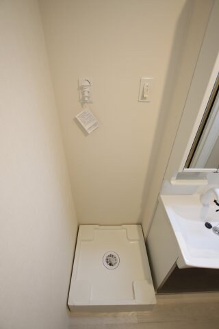 物件内観写真13　(室内洗濯機置き場)