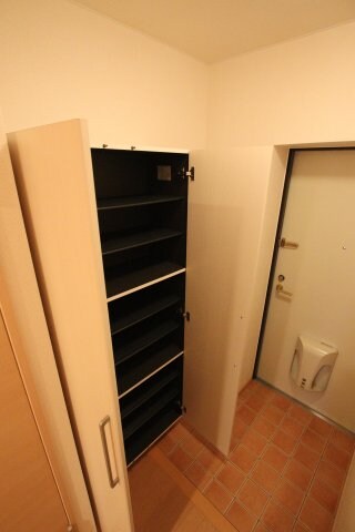 物件内観写真7　(シューズボックス)