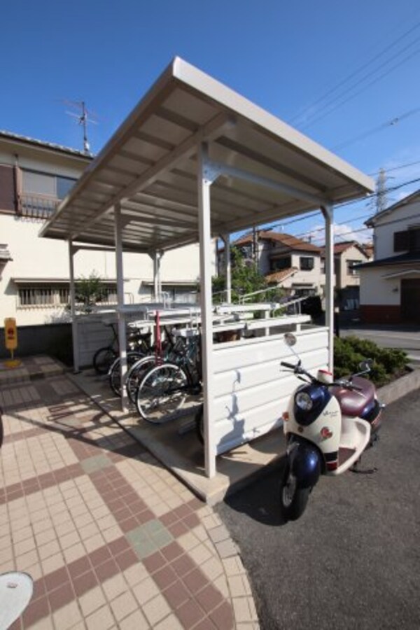 建物設備(駐輪場)