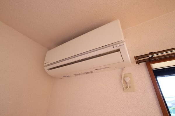 建物設備(エアコン)