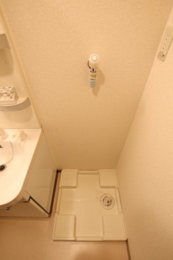 建物設備(室内洗濯機置場)