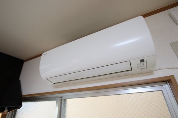 建物設備(エアコン)