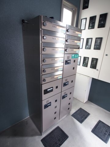 物件内観写真6　(宅配ボックス)