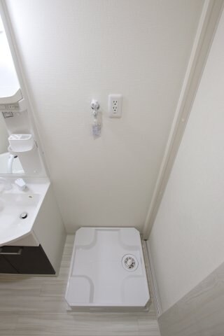 物件内観写真12　(室内洗濯機置場)