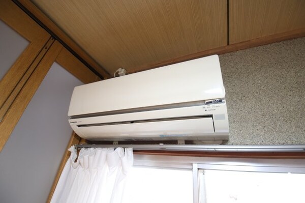 建物設備(エアコン)