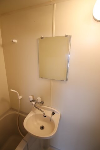 物件内観写真11　(洗面台)