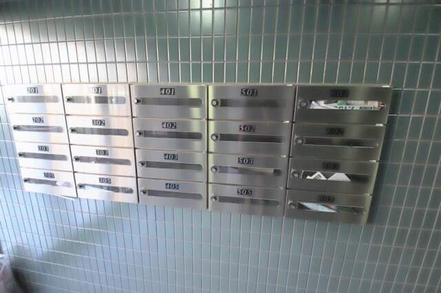 物件内観写真5　(ポスト)