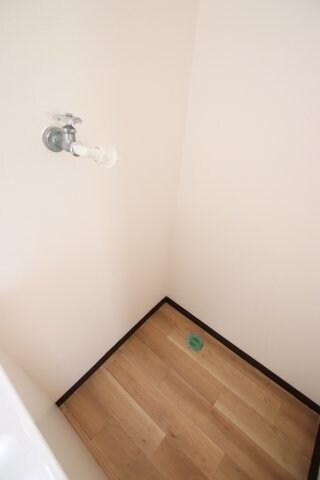 物件内観写真22　(室内洗濯機置場)