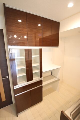 物件内観写真21　(カップボード)