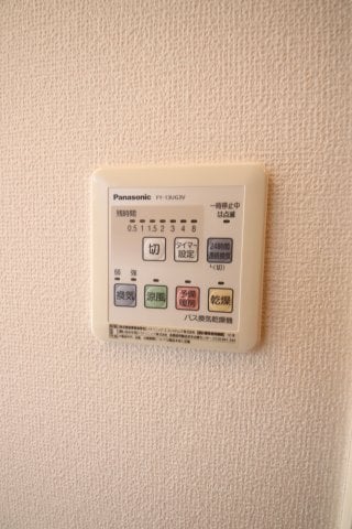 物件内観写真13　(浴室乾燥機能)