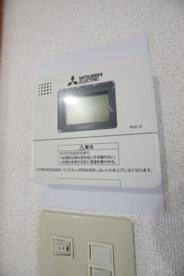 建物設備(電気湯沸かし器)