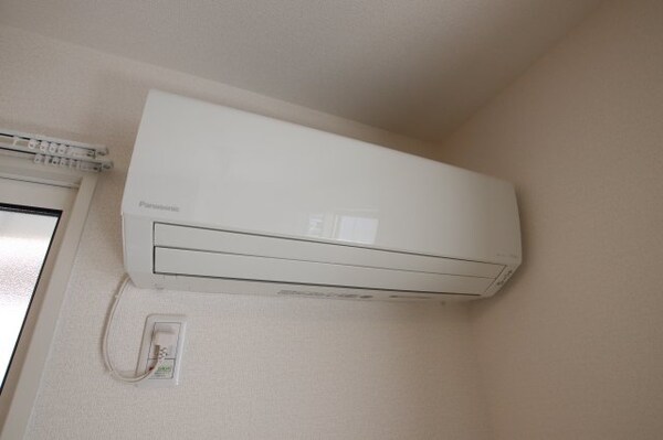 建物設備(エアコン)