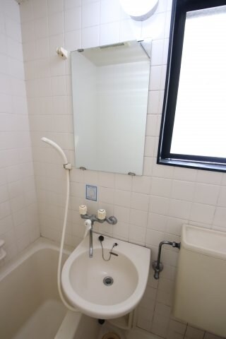 物件内観写真16　(洗面)