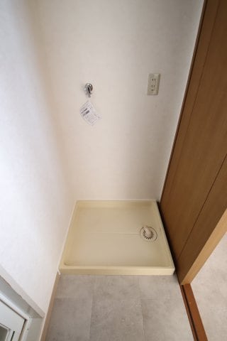 物件内観写真17　(室内洗濯機置場)