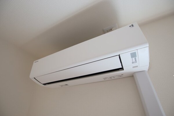 建物設備(エアコン)