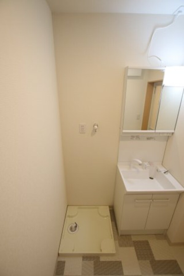 建物設備(室内洗濯機置場)