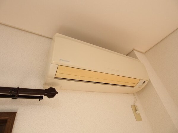 建物設備(エアコン)