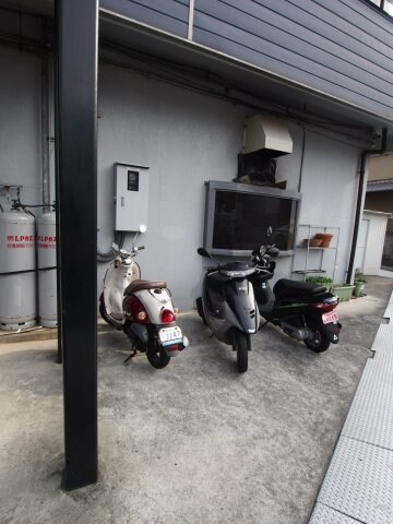 物件内観写真4　(駐輪・バイクスペース)