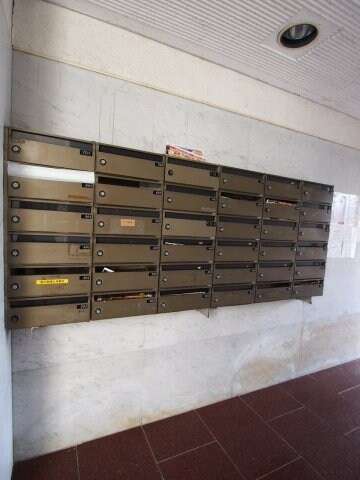 物件内観写真4　(集合ポスト)