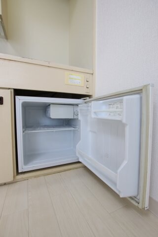 物件内観写真12　(ミニ冷蔵庫)