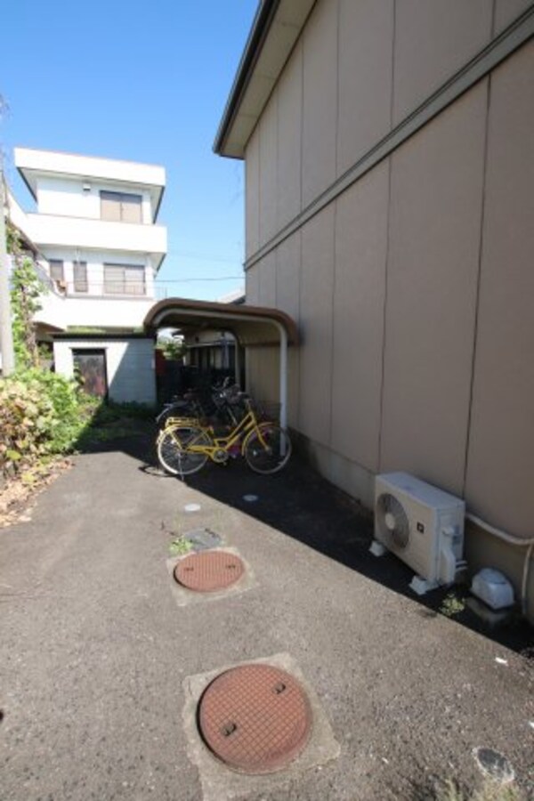 建物設備(駐輪場)