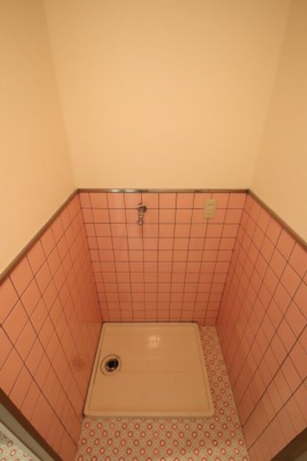 建物設備(室内洗濯機置場)