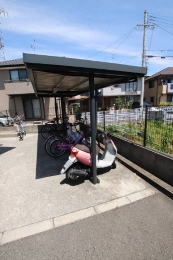 建物設備(駐輪場)