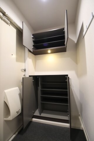 物件内観写真7　(シューズボックス)
