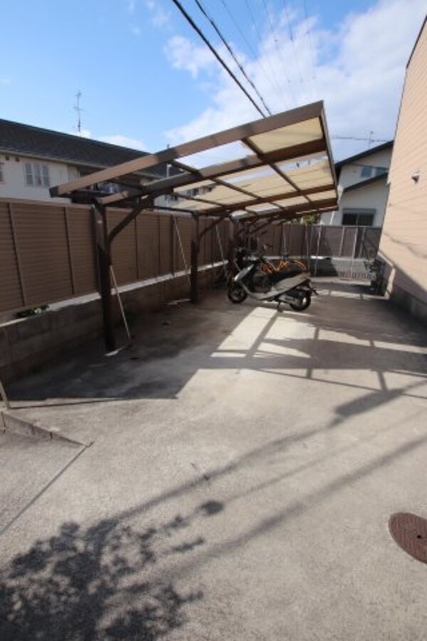 建物設備(駐輪場)