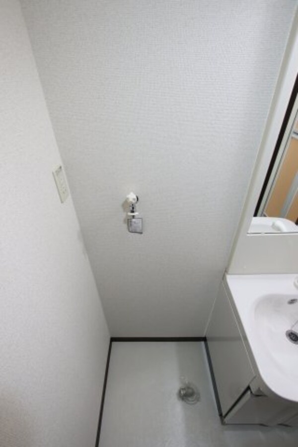 建物設備(室内洗濯機置場)