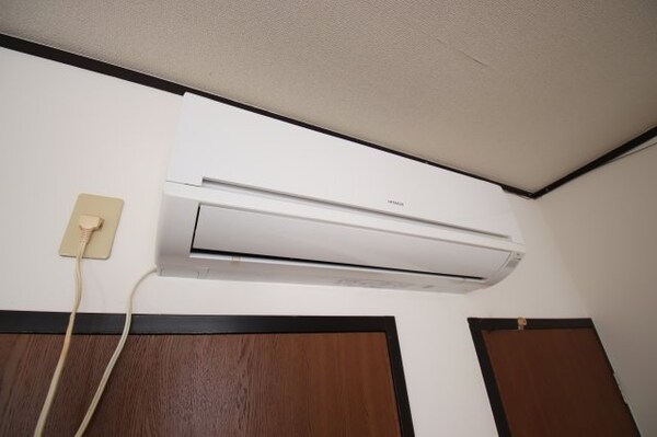 建物設備(エアコン)