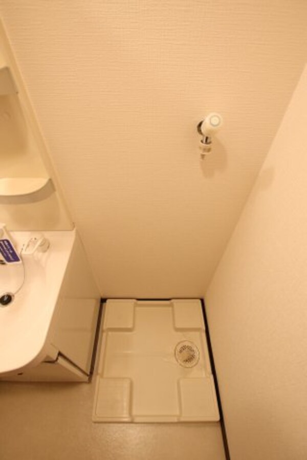 建物設備(室内洗濯機置き場)