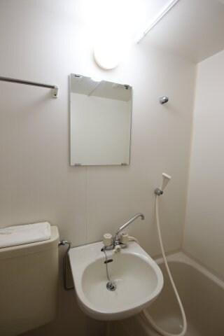 物件内観写真16　(洗面台)