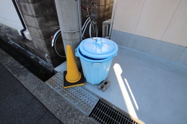建物設備(ゴミ置き場)