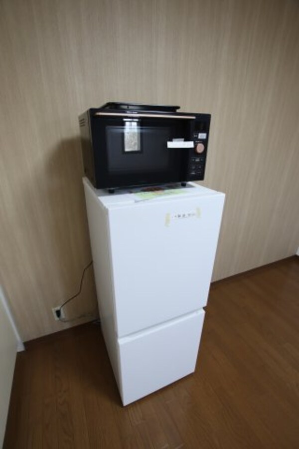 建物設備(冷蔵庫、電子レンジ)