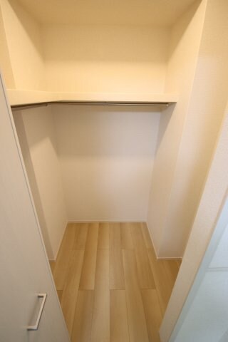 物件内観写真27　(ウォークインクローゼット)