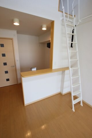 物件内観写真12　(カウンターキッチン)