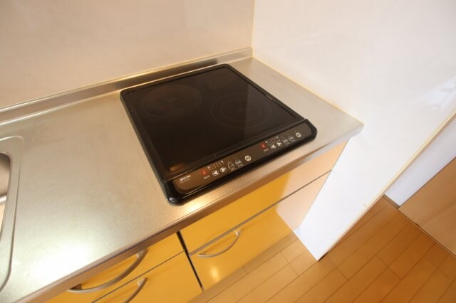 物件内観写真13　(IHコンロ)