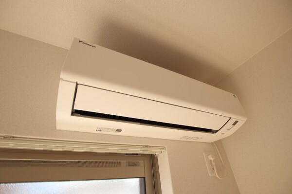 建物設備(エアコン)