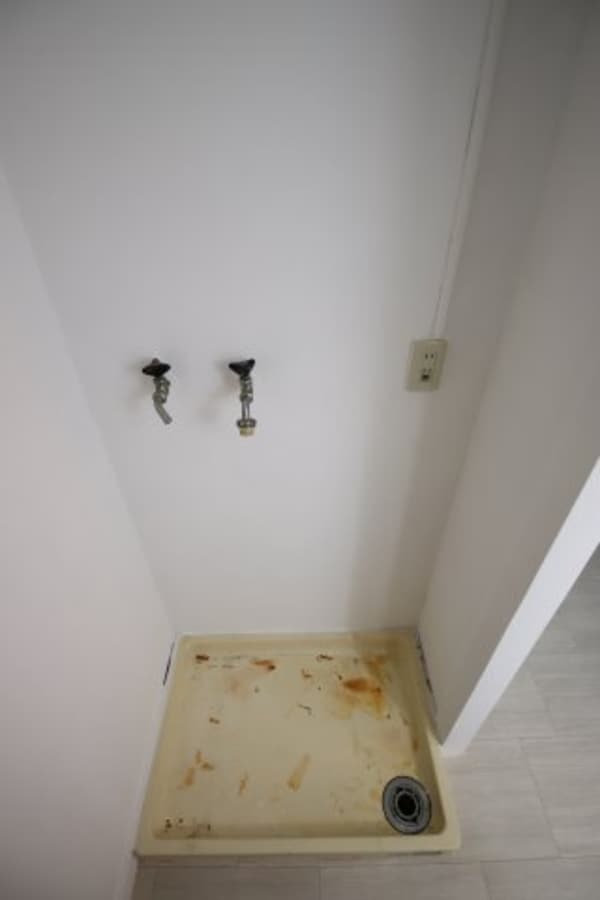 建物設備(室内洗濯機置き場)