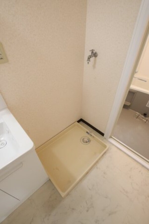 建物設備(室内洗濯機置場)
