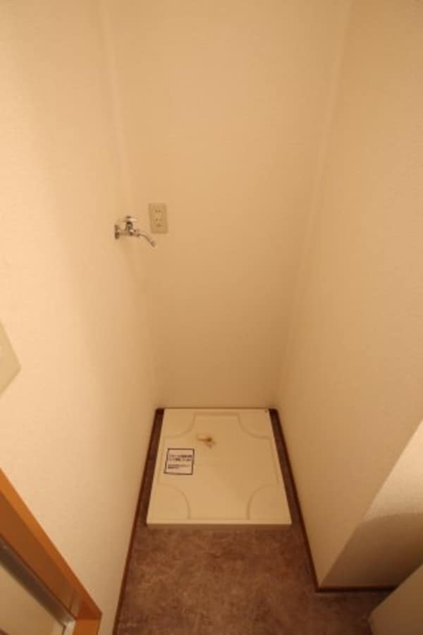 建物設備(室内洗濯機置場)